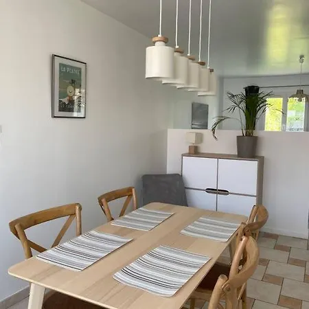 Maison De Plain Pied Sur Jardin Centre
